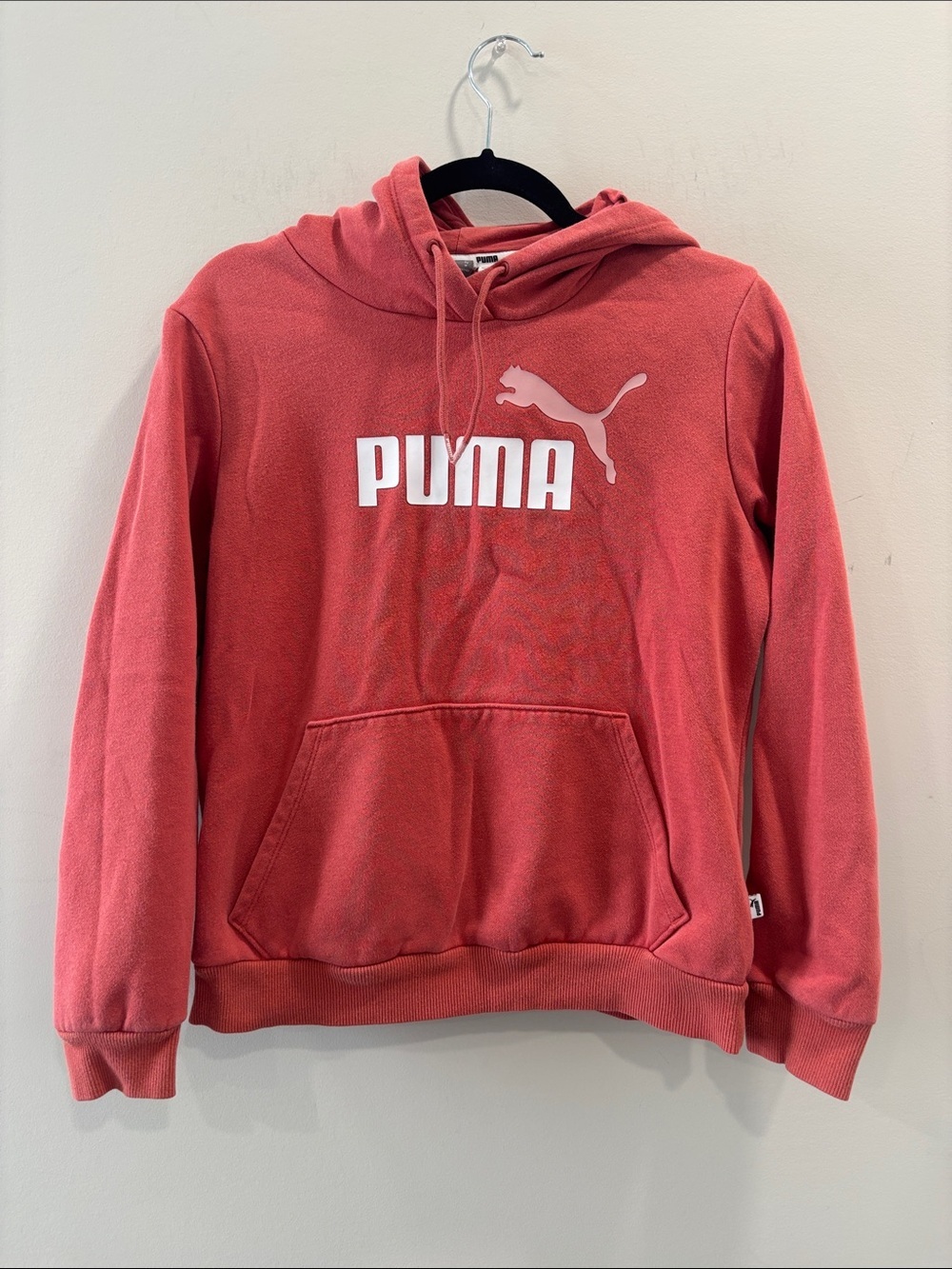 Puma Coral Hoodie Small Athletic Pullover Sweatshirt Athleisure Activewear